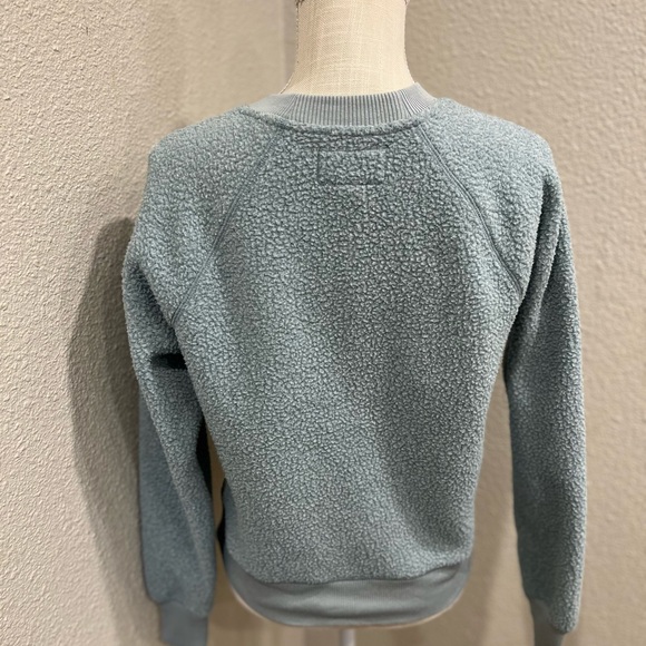 Everlane Raglan Fleece sweatshirt - Picture 3 of 3